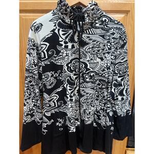 Parsley & Sage Black and White Floral Zip-Up Jacket, size 2x